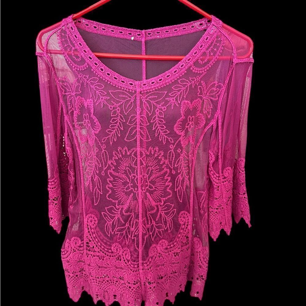 Elegant Pink Lace / embroidered sheer Women's Top 3/4 sleeves size medium - Picture 1 of 5